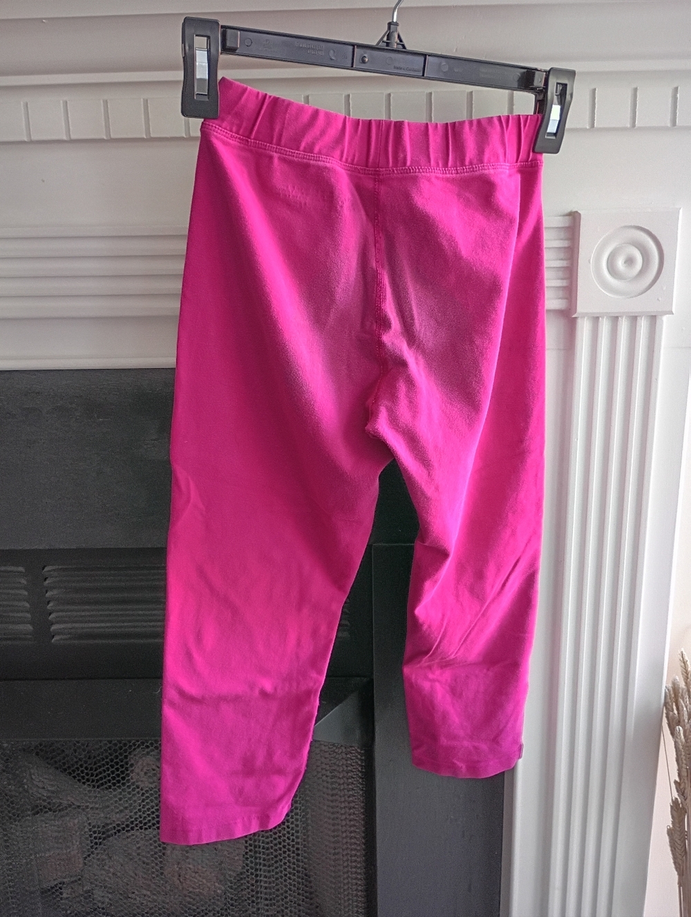 Primary 12 Raspberry Capri Leggings - Picture 4 of 6